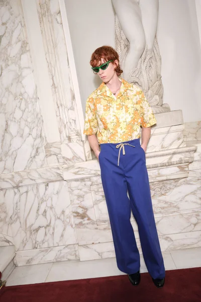 Look 38